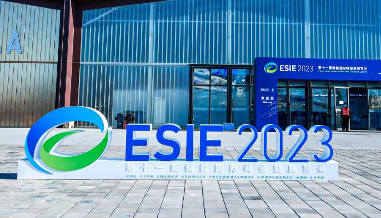 全系产品亮相，科士达展现全能光储实力